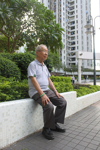 What to do if you see a lost elderly person - I